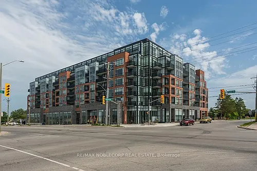 681 Yonge St Photo 1