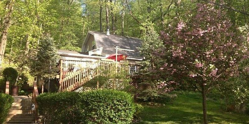 1st image of 15 Woodland Cir S