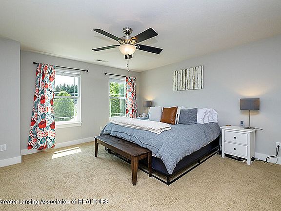4th image of 5849 Chartres Way