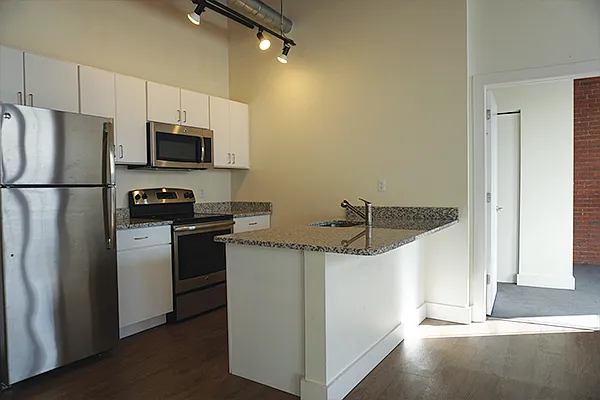 60 Water St #2006