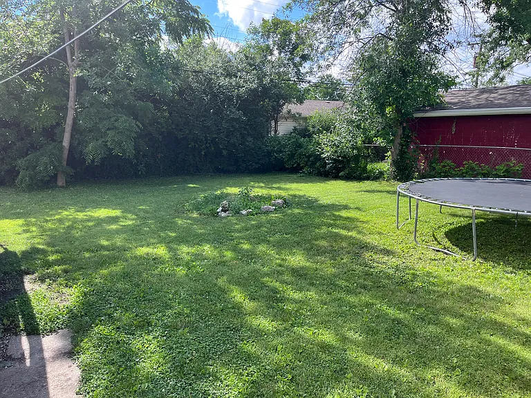 4006 N Bolton Ave — Photo 11