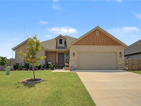 1011 Monarch Rd, Centerton, AR 72719