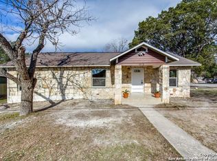 595 E South St, New Braunfels, TX 78130