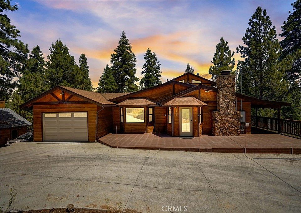 1st image of 43422 Primrose Dr