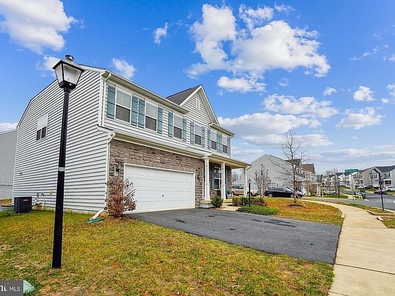 2nd image of 100 Cotton Blossom Ct