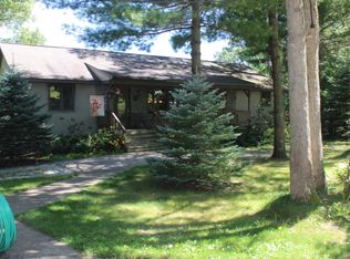 1185 Holton Whitehall Rd, Whitehall, MI 49461