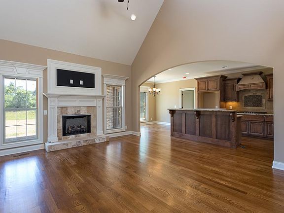 5th image of 433 Huntington Dr #184-lot 184