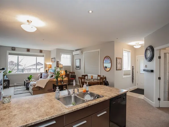 6033 Leah Ln, Nanaimo, BC V9V 1W7