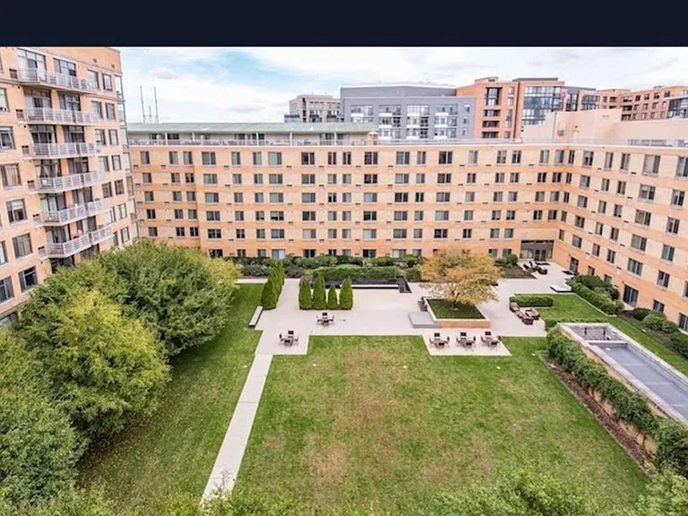 475 K St NW #909 — Photo 17