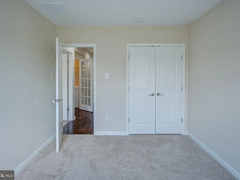 7827 Crystal Brook Way — Photo 24