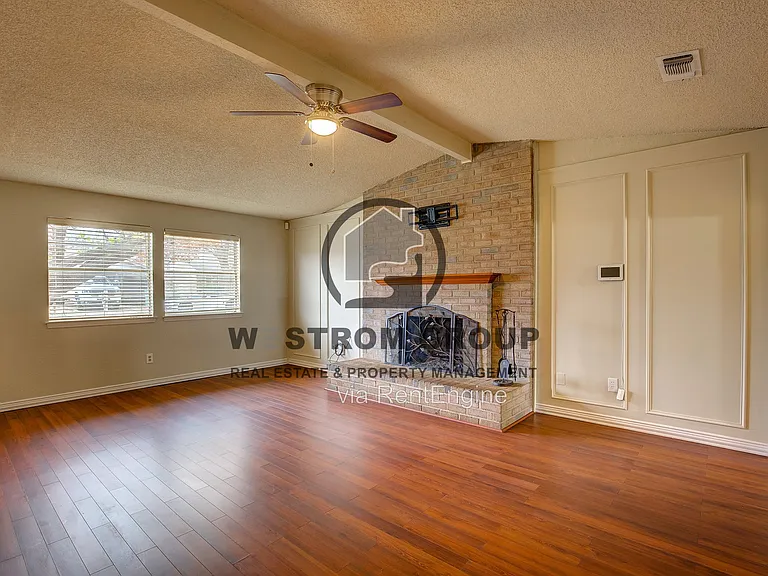 5307 School Hill Cir — Photo 6