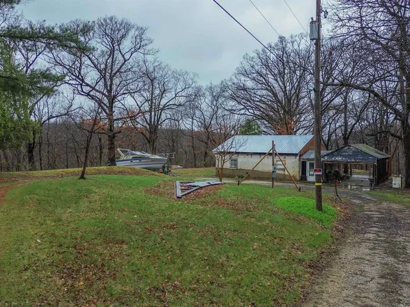 315 Hale St, Washington, IL 61571