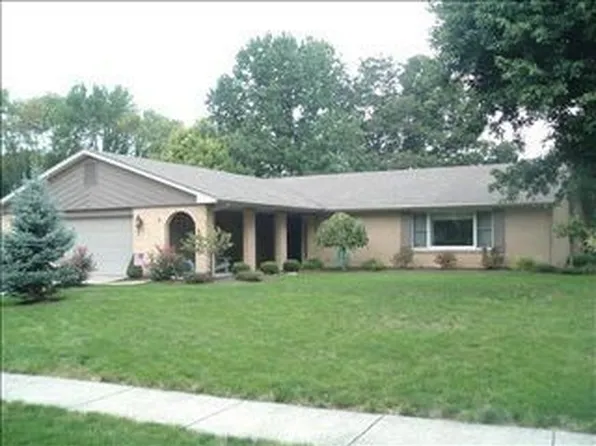 411 Roselake Dr, Dayton, OH 45458