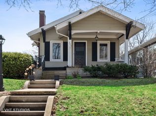 225 Coolidge Ave, Barrington, IL