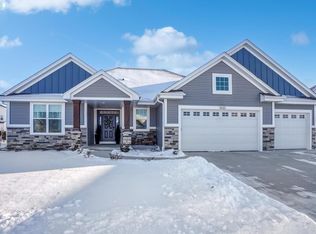 1533 Fay LANE, Oconomowoc, WI 53066