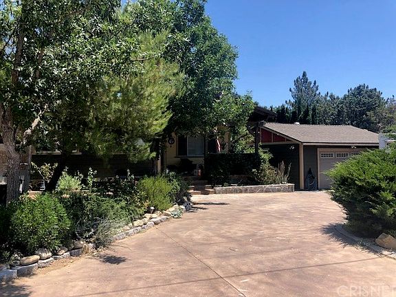 2nd image of 39676 Calle Llano