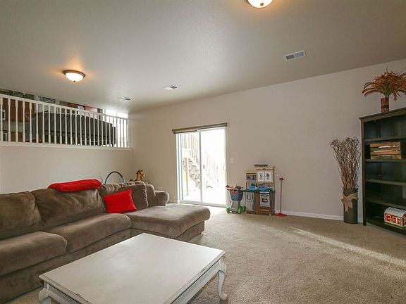 5th image of 1000 Prairie River Dr