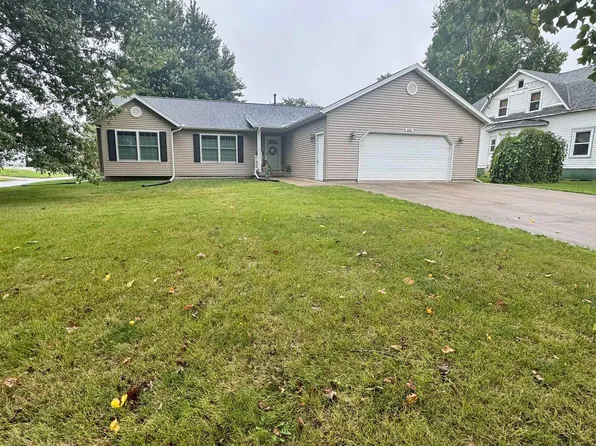 626 N Grand St, Chariton, IA 50049