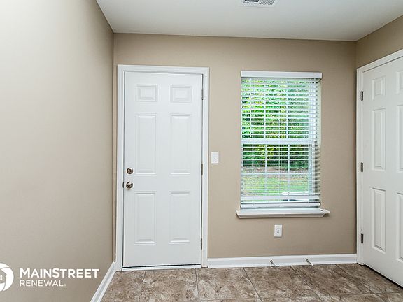 4th image of 144 Watercress Ct