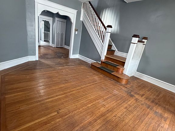 2nd image of 5527 Greenway Ave