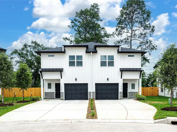 1964 Longmire Villas Ct, Conroe, TX 77304