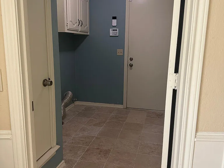 2113 Evergreen Dr — Photo 6