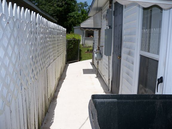 4th image of 1852 Cheatham St