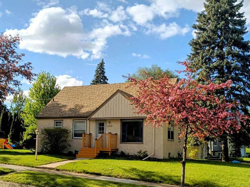 1st image of 2419 19th Ave NE