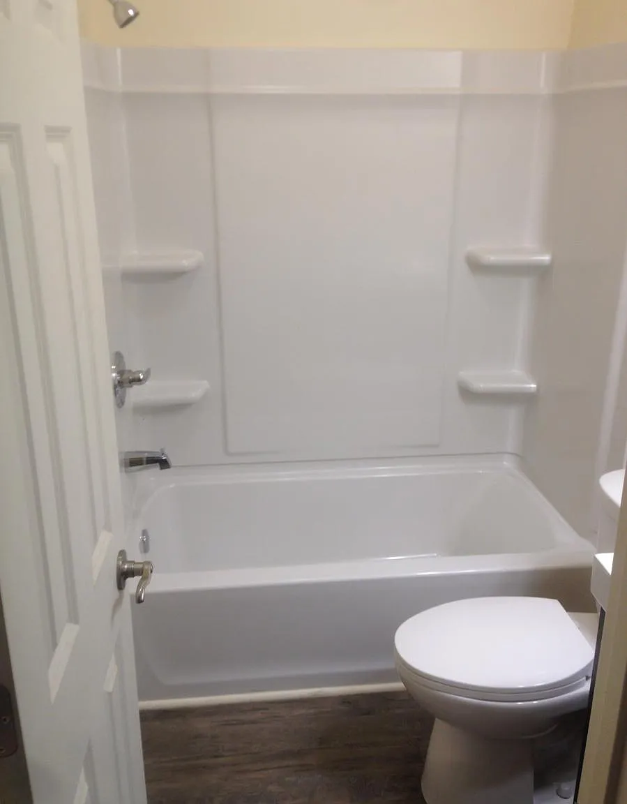 2 bed, 600 sqft, $700 — Photo 3