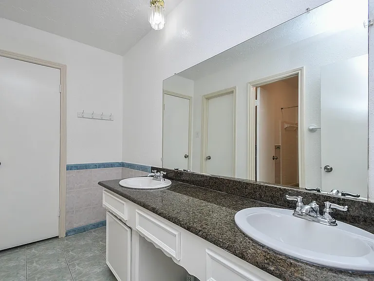 7714 Eichler Dr — Photo 26