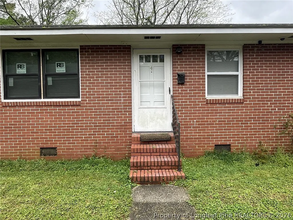 1 bed, 1.0 bath, 675 sqft, $969 — Photo 1