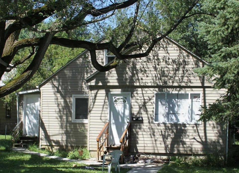 2nd image of 2941 Perdue Ave