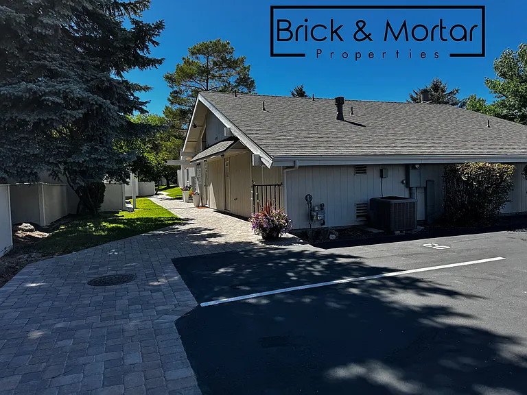 400 S Saliman Rd #B31 — Photo 12