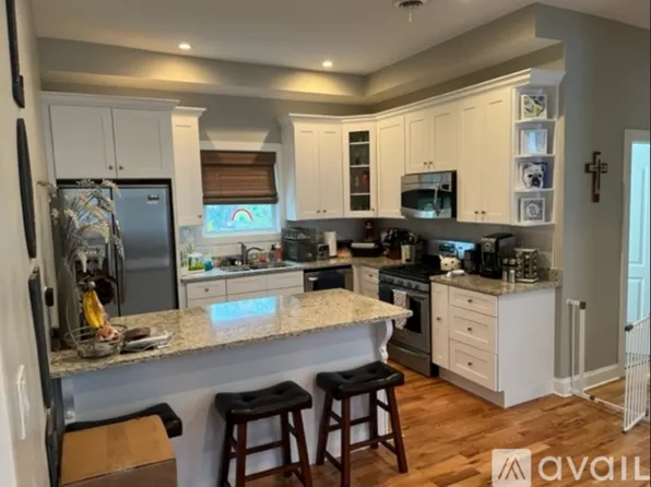 1918 W Berenice Ave #3, Chicago, IL 60613