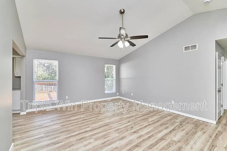 4927 Triple Tree Ct — Photo 12