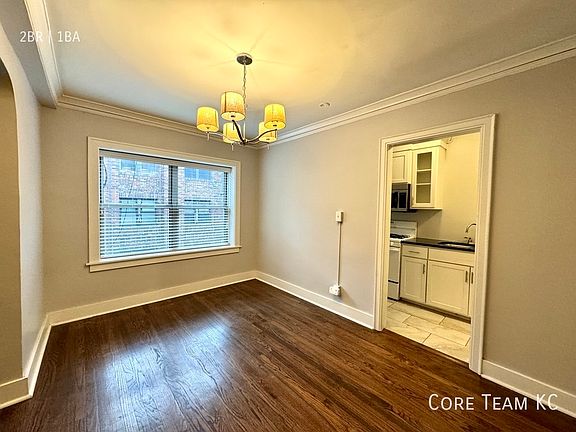 2nd image of 710 W 48th St #205
