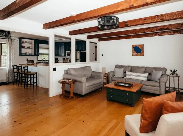 36 W Shore Dr, Andover, NH 03216