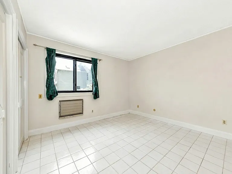 2353 Massachusetts Ave #27 — Photo 8
