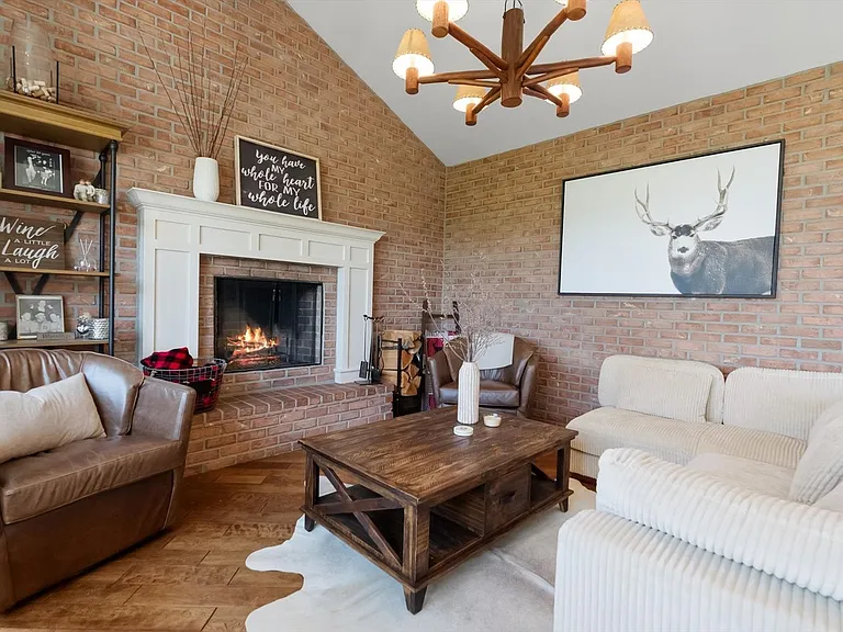 126 Starfire Ct — Photo 12