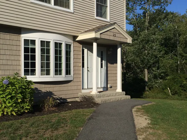 67 Gary Maietta Pkwy #23, South Portland, ME 04106