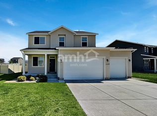 1329 E White St, Lehi, UT 84043