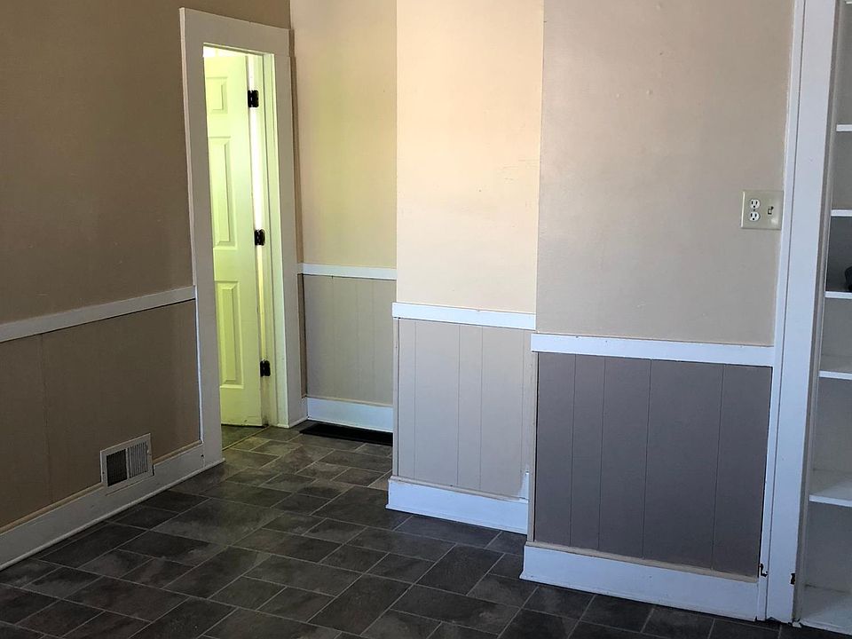 2nd image of 4306 Hickory Ave