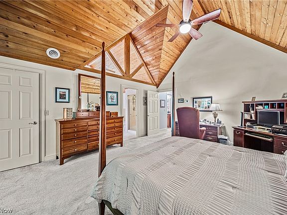 5th image of 10379 Sawmill Dr