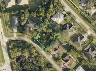 11184 Hotchkiss Dr, Sebastian, FL 32958