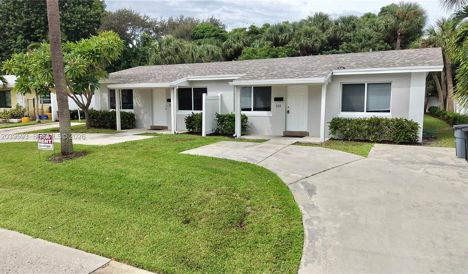 North Palm Beach Village — Photo 1