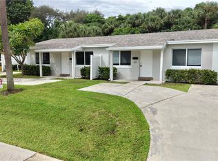 323 Northlake Dr #323/325, North Palm Beach, FL 33408