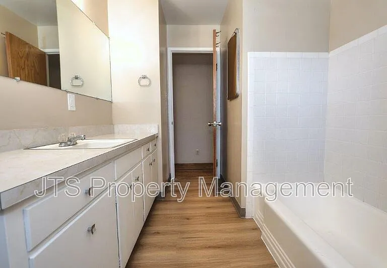 1200 Gary Way — Photo 32