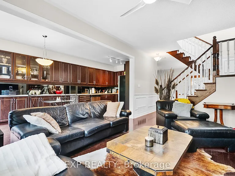 450 Worthington Ave #24 — Photo 7
