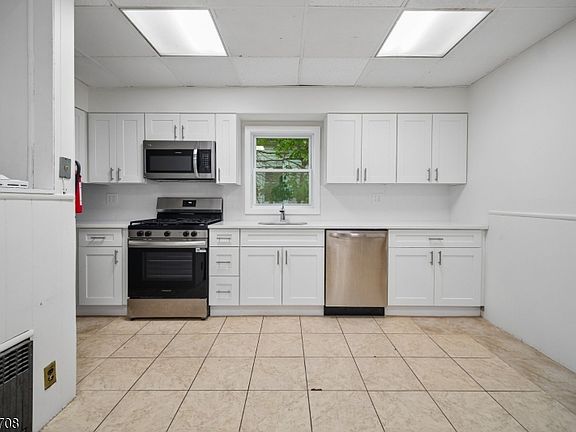 4th image of 102 2nd St
