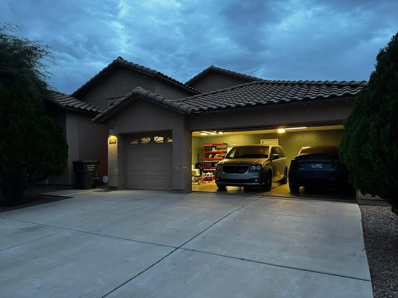 4 bed, 2338 sqft, $2,800 — Photo 1